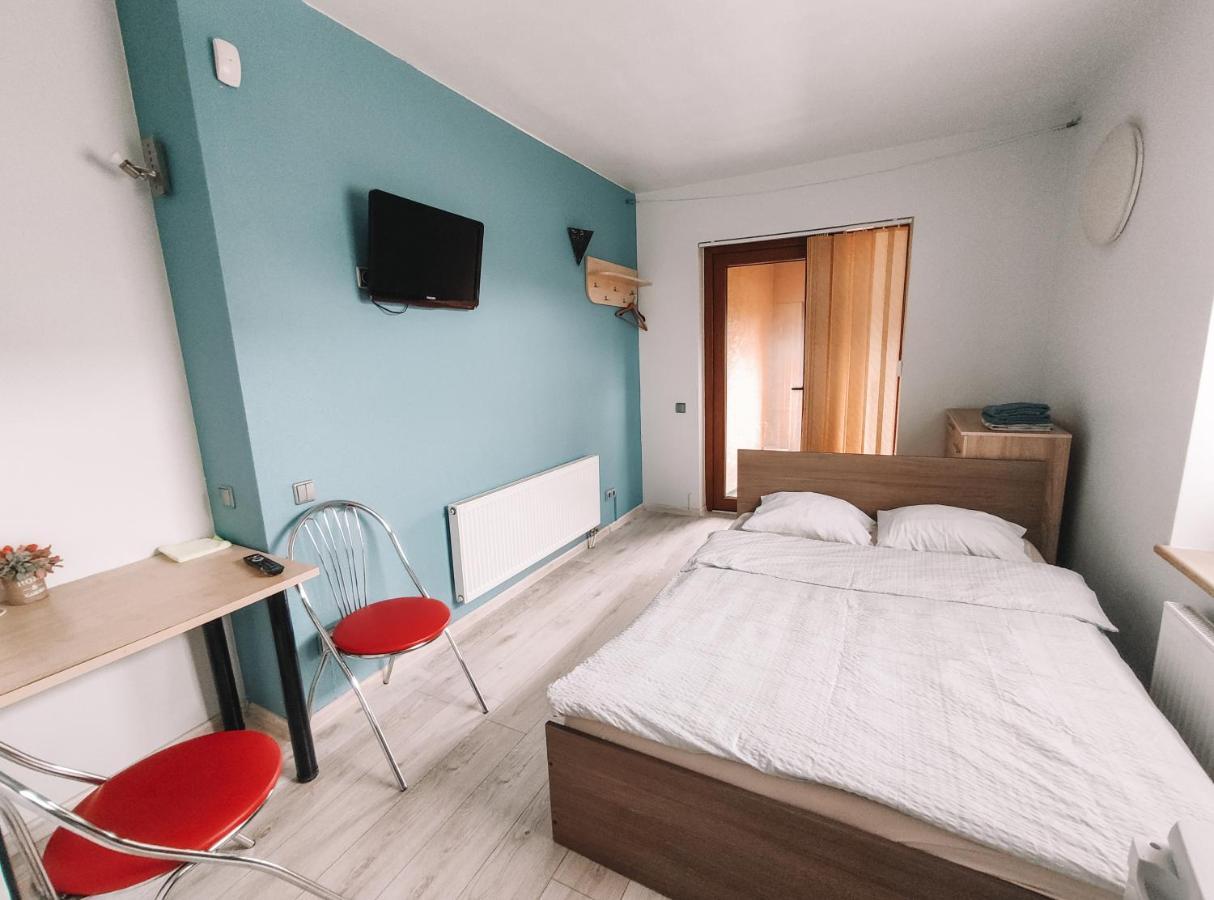 K-Town - Cozy Apartment Near The City Center Каунас Экстерьер фото