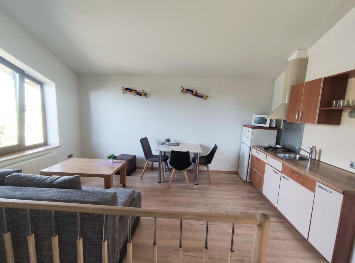 K-Town - Cozy Apartment Near The City Center Каунас Экстерьер фото